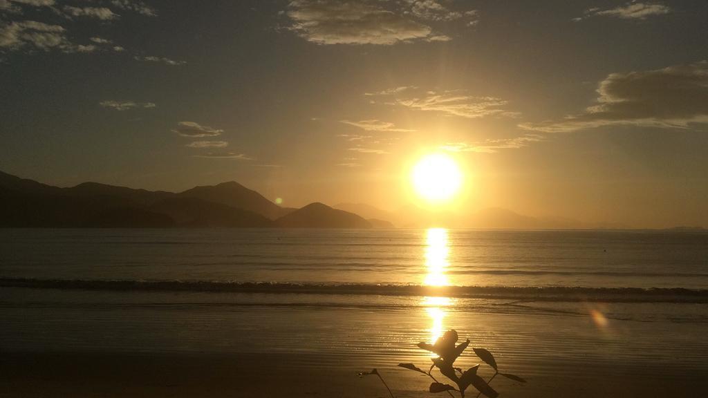 Апартаменты Ubatuba - Praia Do Itagua Экстерьер фото